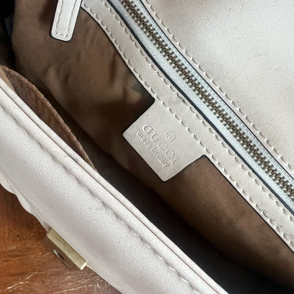Gucci Marmont Used/Damaged - Picture 2 of 9